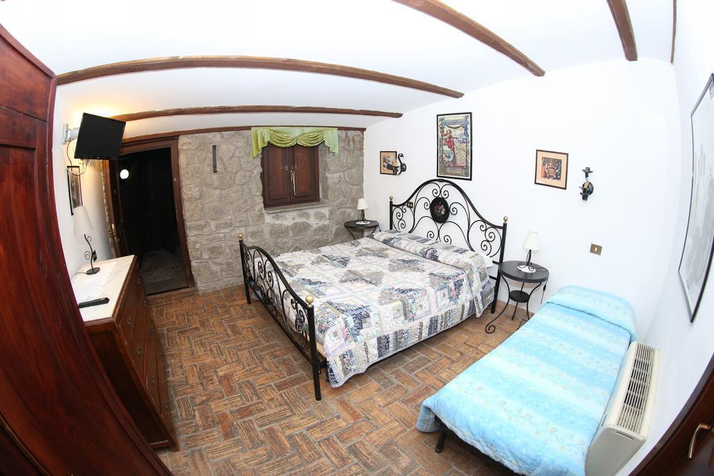 Agriturismo Monte Due Torri Genzano di Roma Ngoại thất bức ảnh